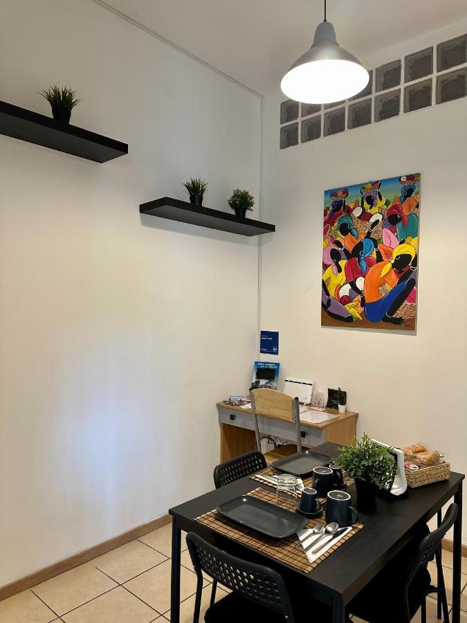 Mimmo'S House Apartment Catania Bagian luar foto